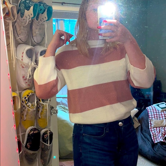 Pink and white stripped cropped sweater - Picture 1 of 2